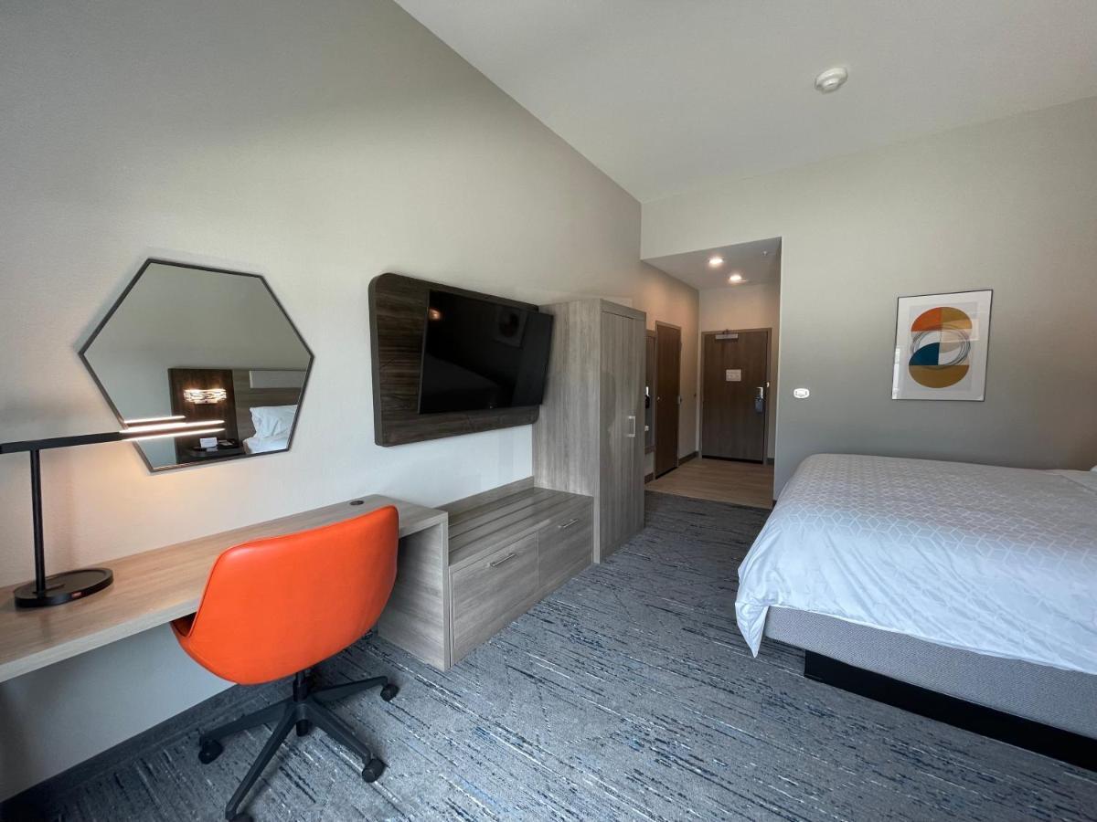 Holiday Inn Express & Suites - Ft. Smith - Airport By Ihg Форт-Сміт Екстер'єр фото